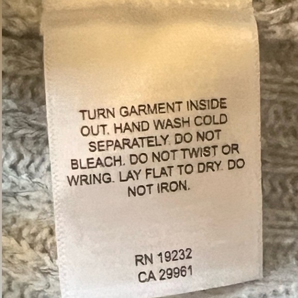 Alfred Dunner Gray White Cable Knit Sweater XL NWOT - Picture 3 of 3